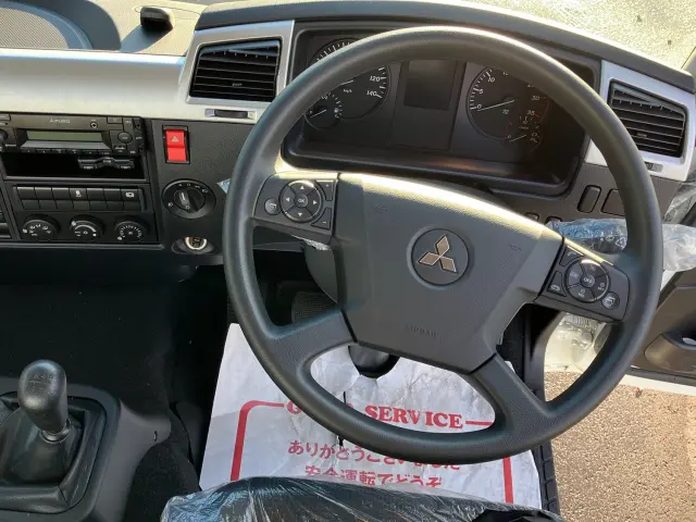 三菱 ファイター 2KG-FK62F(2WD)の写真19
