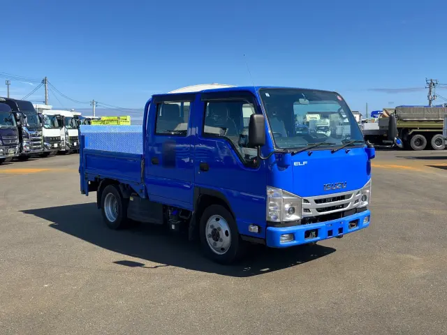 いすゞ エルフ 2RG-NHS88A(4WD)の写真2