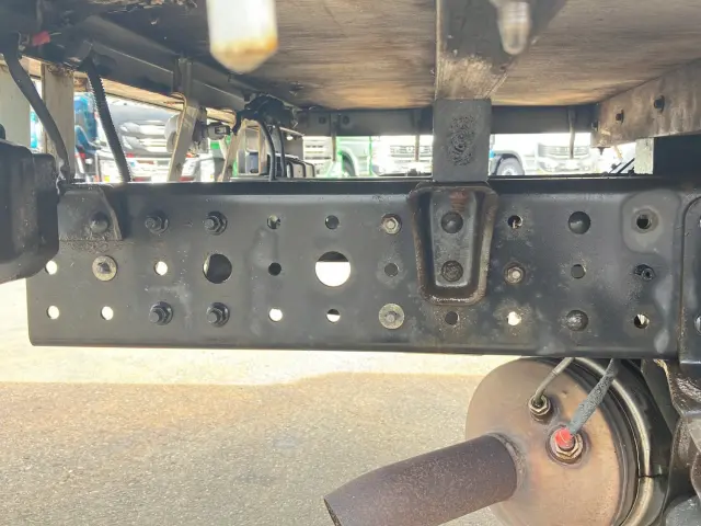 三菱 キャンター TPG-FBA00(2WD)の写真11