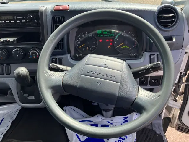 三菱 キャンター TPG-FBA00(2WD)の写真18