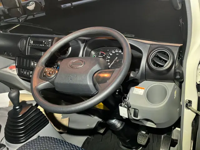 日野 デュトロ 2WG-XZU686M(4WD)の写真18
