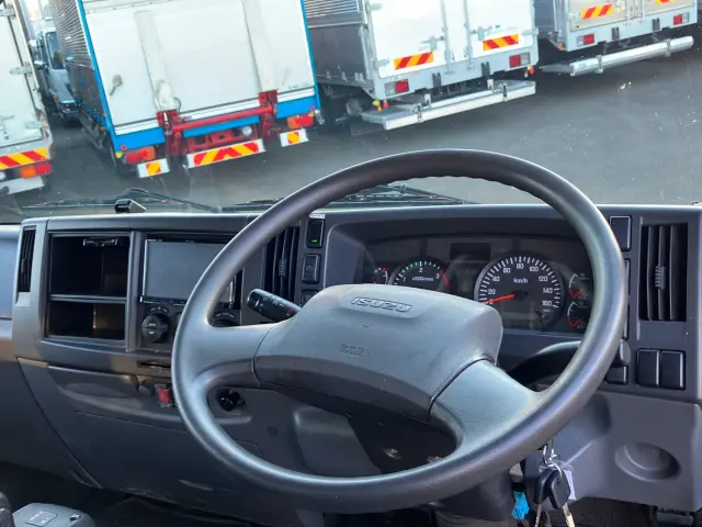 いすゞ フォワード TKG-FRR90S2(2WD)の写真20