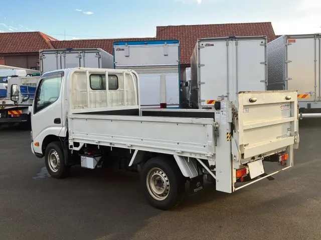 トヨタ ダイナ LDF-KDY281(4WD)の写真4