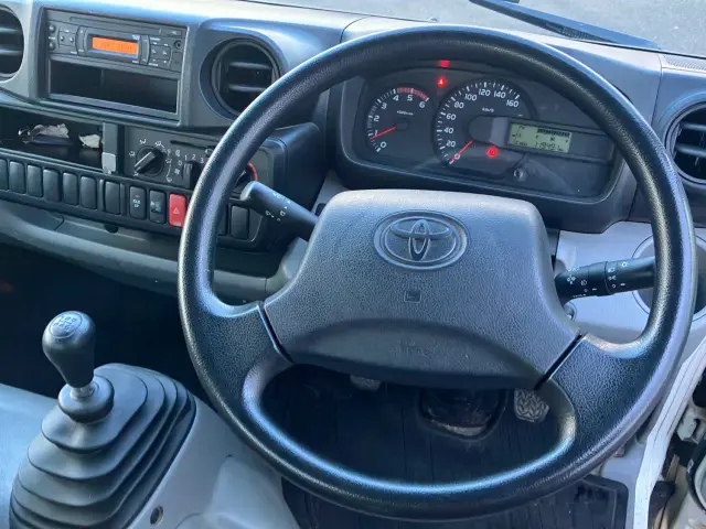 トヨタ ダイナ LDF-KDY281(4WD)の写真19