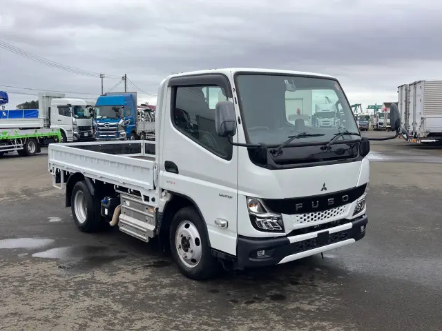 三菱 キャンター 2RG-FDA50(4WD)の写真2