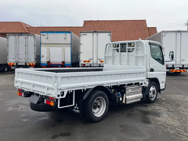 三菱 キャンター 2RG-FDA50(4WD)の写真3