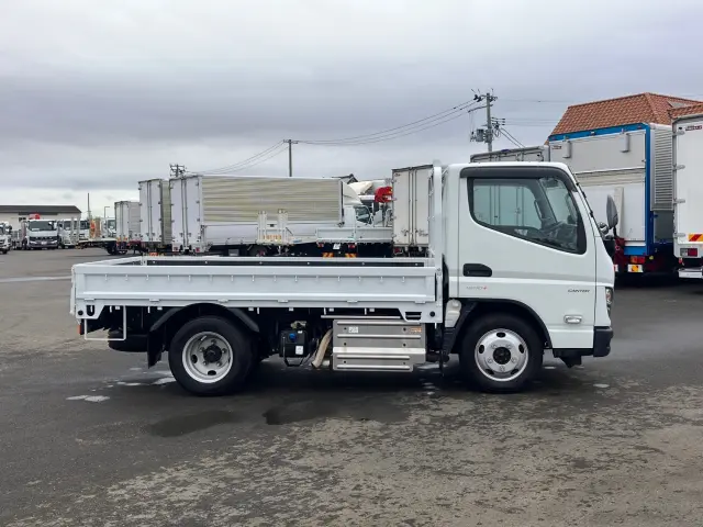 三菱 キャンター 2RG-FDA50(4WD)の写真6