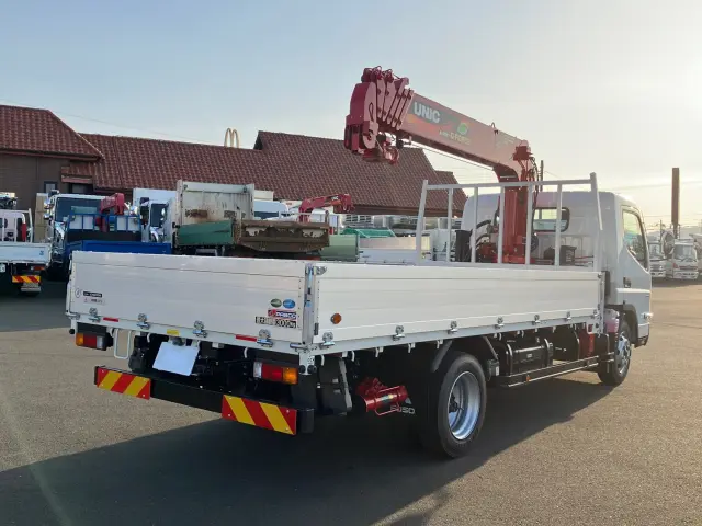 三菱 キャンター 2RG-FEB80(2WD)の写真3