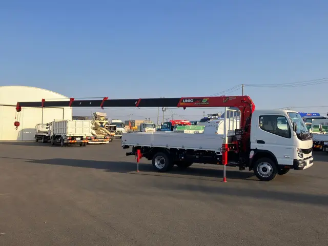 三菱 キャンター 2RG-FEB80(2WD)の写真6