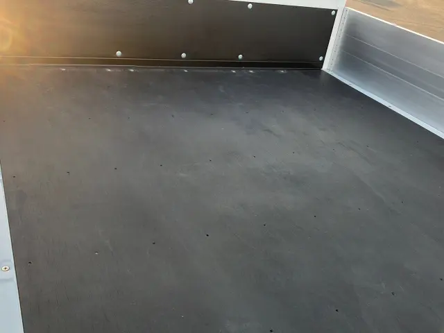 三菱 キャンター 2RG-FEB80(2WD)の写真8