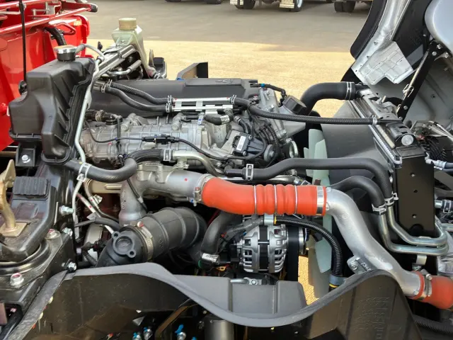 三菱 キャンター 2RG-FEB80(2WD)の写真18