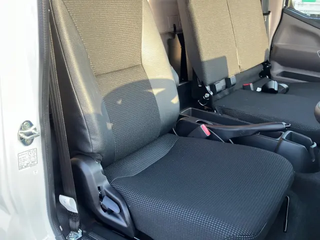 三菱 キャンター 2RG-FEB80(2WD)の写真19