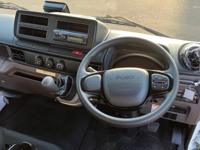 三菱 キャンター 2RG-FEB80(2WD)の写真21