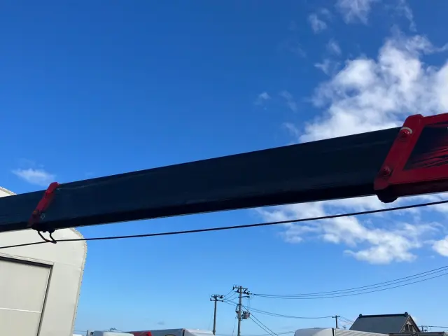 いすゞ エルフ 2RG-NMR88AR(2WD)の写真11