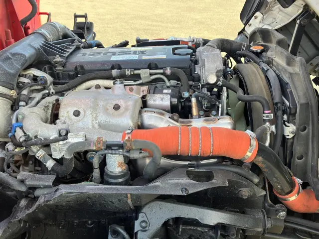 いすゞ エルフ 2RG-NMR88AR(2WD)の写真18