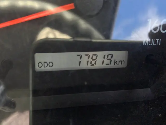 いすゞ エルフ 2RG-NMR88AR(2WD)の写真22