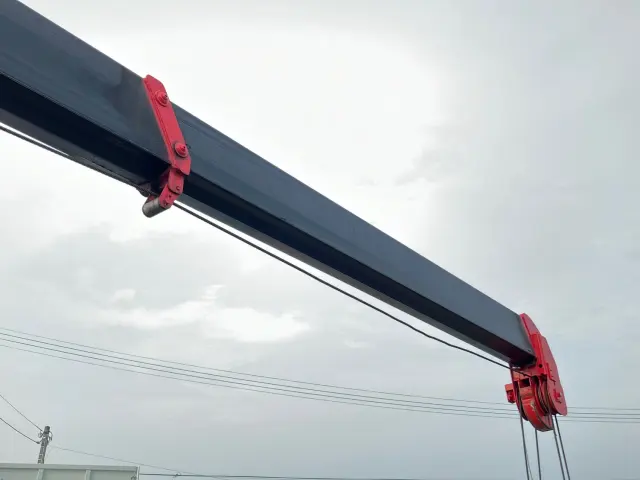 いすゞ フォワード TKG-FRR90S2(2WD)の写真13