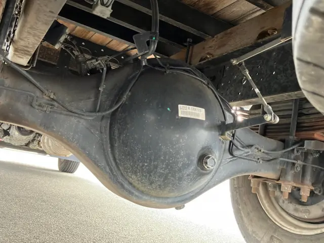 いすゞ フォワード TKG-FRR90S2(2WD)の写真16