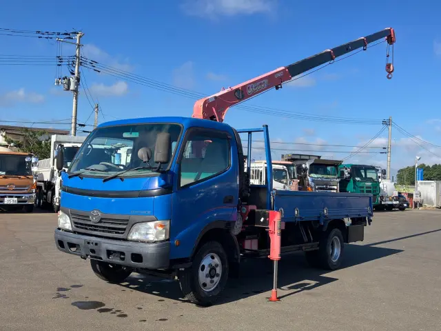 トヨタ トヨエース BDG-XZU414(2WD)の写真1