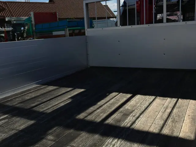 三菱 ファイター 2KG-FK62FZ(2WD)の写真8