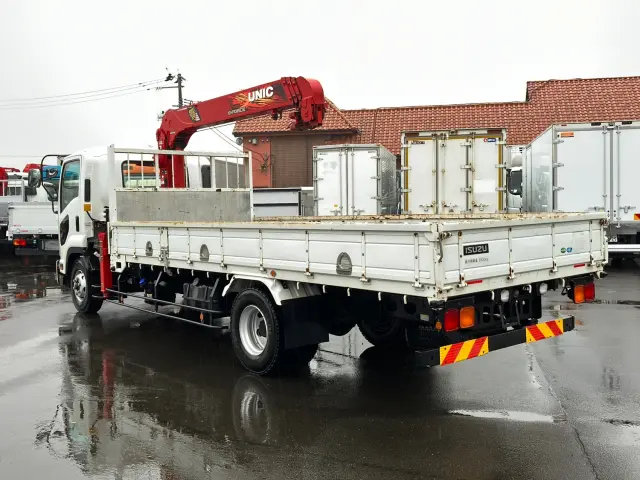 いすゞ フォワード 2PG-FRR90S1(2WD)の写真4