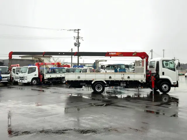 いすゞ フォワード 2PG-FRR90S1(2WD)の写真6