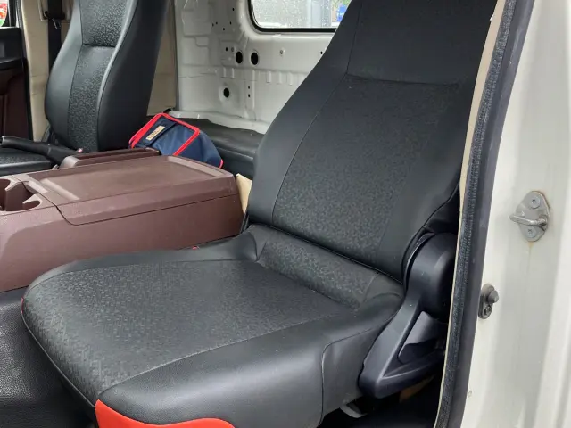 日野 レンジャー 2KG-FD2ABA(2WD)の写真20