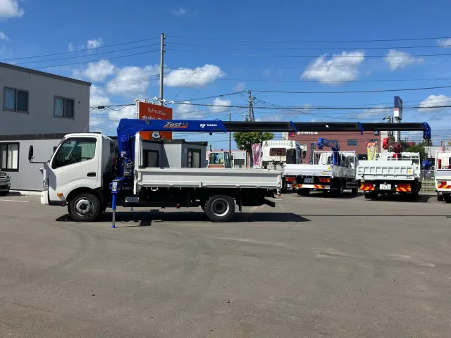 日野 デュトロ 2RG-XZU712M(2WD)の写真5