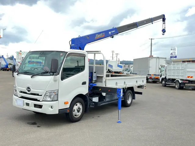 日野 デュトロ 2RG-XZU712M(2WD)の写真1