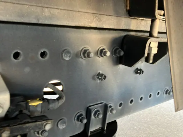 日野 プロフィア 2DG-FW1EHG(8x4)の写真14