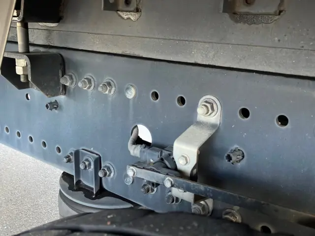 日野 プロフィア 2DG-FW1EHG(8x4)の写真15