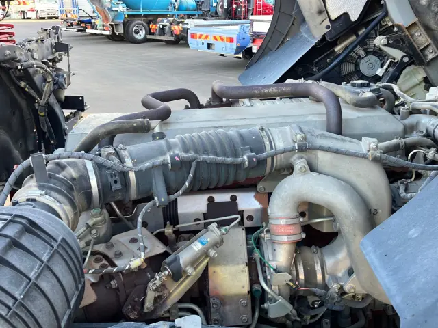 日野 プロフィア 2DG-FW1EHG(8x4)の写真18