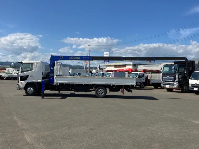 日野 レンジャー 2KG-FD2ABA(2WD)の写真5