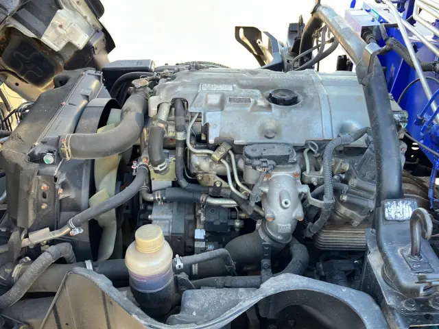 三菱 キャンター PA-FE83DCX(2WD)の写真16