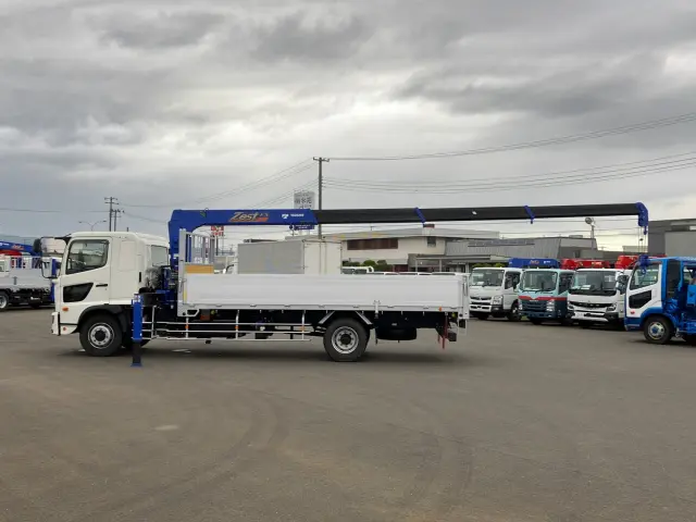 日野 レンジャー 2KG-FE2ACA(2WD)の写真5