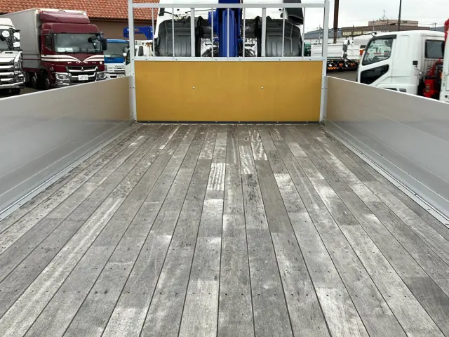 日野 レンジャー 2KG-FE2ACA(2WD)の写真7