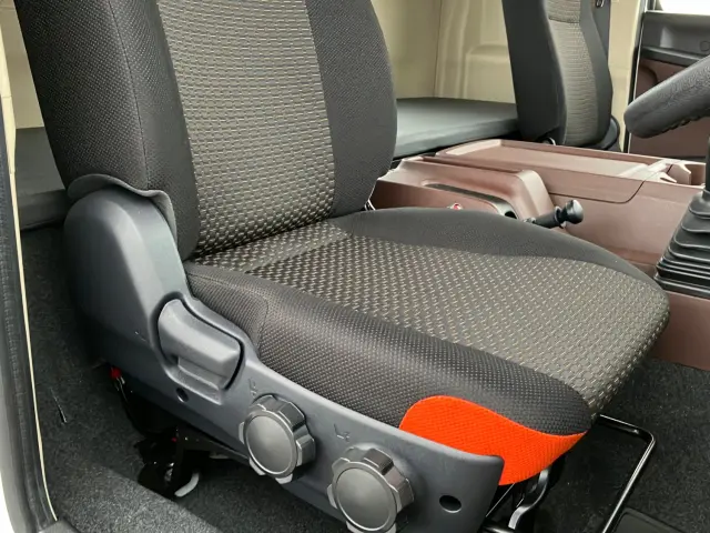 日野 レンジャー 2KG-FE2ACA(2WD)の写真19