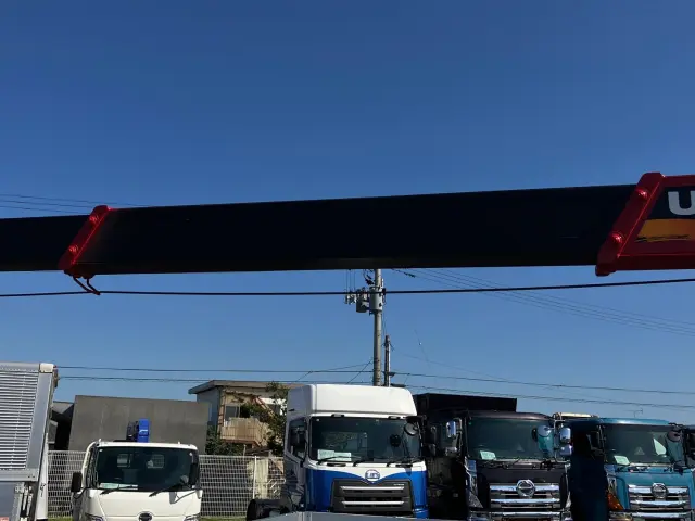 三菱 キャンター 2RG-FEB80(2WD)の写真11