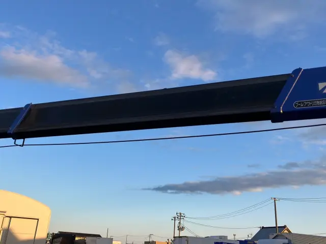 いすゞ フォワード 2PG-FRR90S1(2WD)の写真11