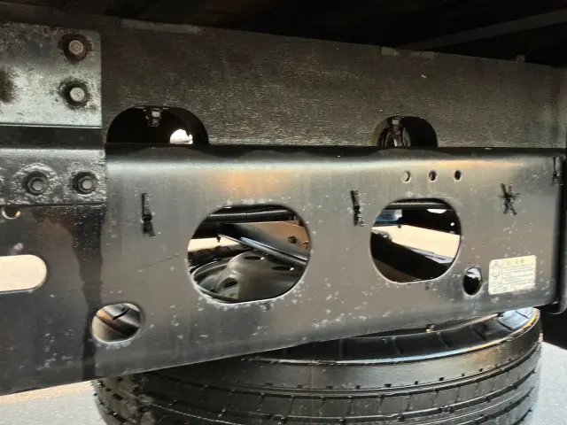 いすゞ フォワード 2PG-FRR90S1(2WD)の写真14