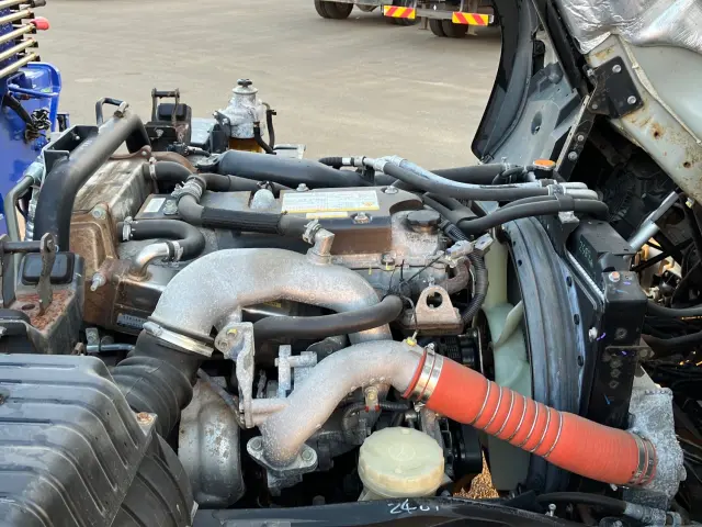 いすゞ フォワード 2PG-FRR90S1(2WD)の写真18