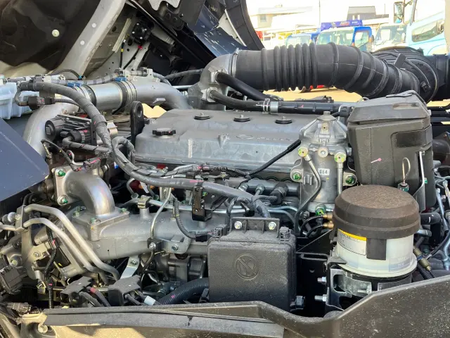 日野 プロフィア 2DG-FS1AHC(6x4)の写真17