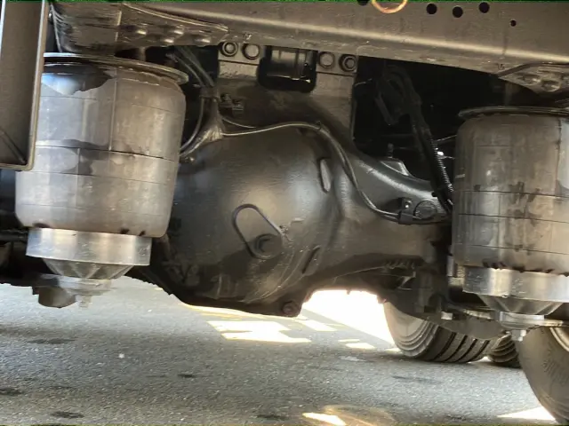 日野 プロフィア 2DG-FW1AHC(8x4)の写真16