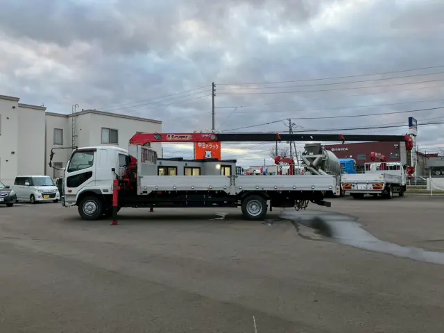 三菱 ファイター QKG-FK62FZ(2WD)の写真5