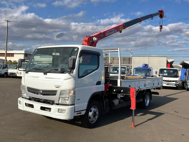 日産 アトラス TPG-FEB9W(2WD)の写真1