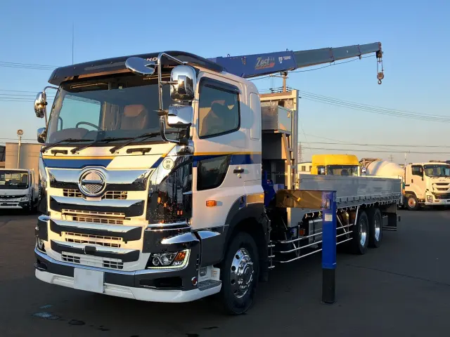 日野 プロフィア 2DG-FS1AHE(6x4)の写真1