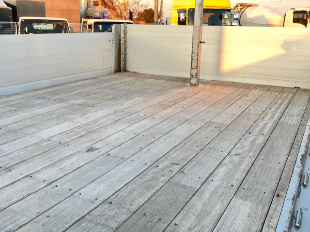 日野 プロフィア 2DG-FS1AHE(6x4)の写真9