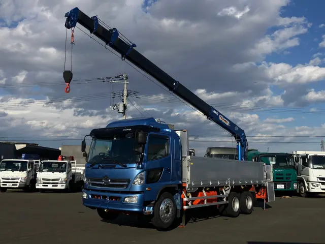 日野 レンジャー ADG-GK8JNWA(6x4)の写真1