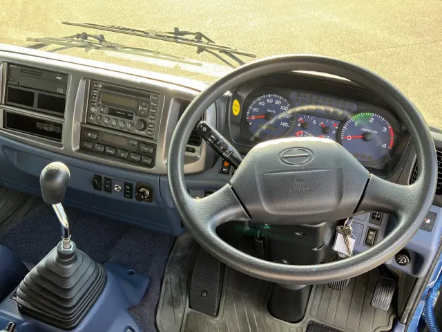 日野 レンジャー ADG-GK8JNWA(6x4)の写真21