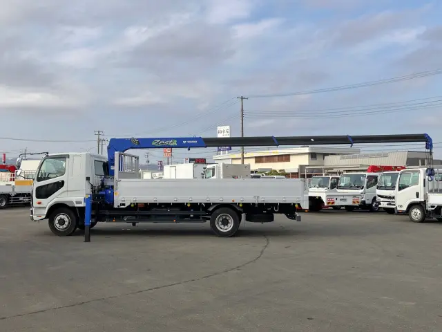 三菱 ファイター 2KG-FK62FZ(2WD)の写真4